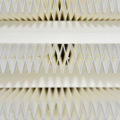 Qualität Staubfilterung Filtermaterial aus nicht gewebtem Polyester Stoff mit PTFE-Membran usine